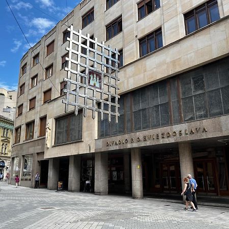 Revon Art-Deco Apartment Laurinska Братислава Экстерьер фото